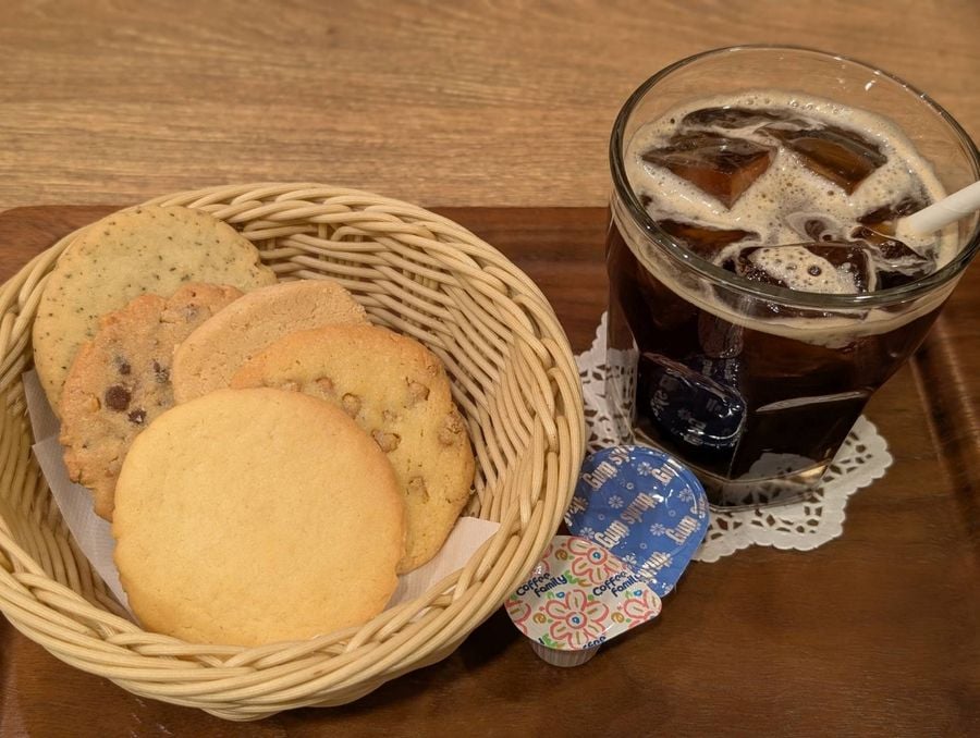 クッキー5枚とドリンク2杯で792円♪ゆったり楽しめる「ステラおばさん
