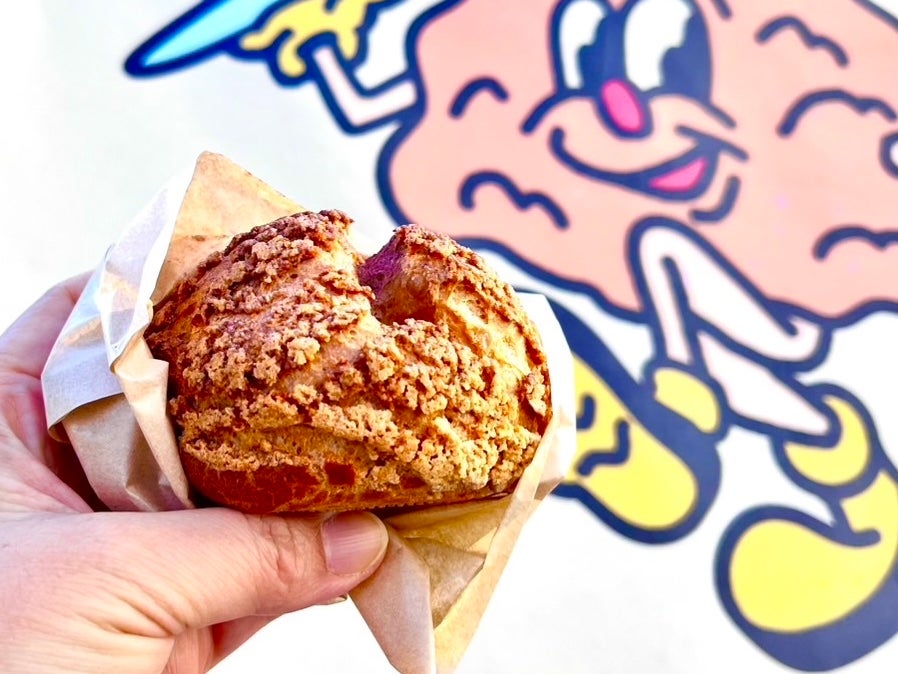 シュークリーム専門店 HAND SHAKE(ハンドシェイク)>