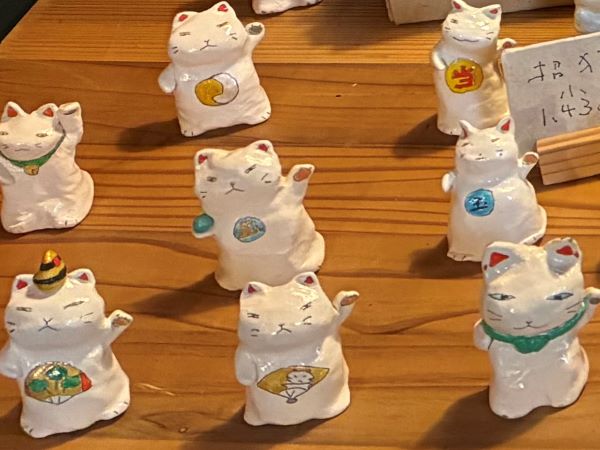 太宰府】あの猫の目がなんとも言えない・・・「猫神制作所」「銀狐舎