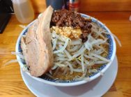 宇都宮】G系ラーメン「ガジロー」想像を超える1杯 | リビング栃木Web