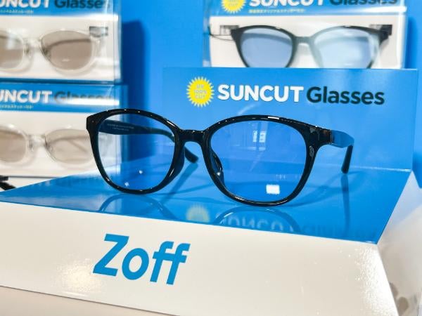 目黒連　Zoff SUNCUT Glasses アクリルスタンド　ステッカー付き 目黒蓮 Zoffサングラス オリジナルステッカーつき サングラス｜Yahoo