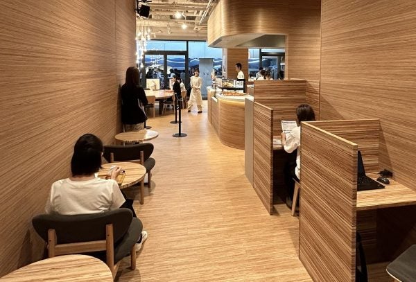 大阪・淀屋橋】御堂筋の玄関口にそびえる新たなランドマーク「淀屋橋