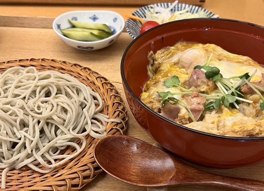 あきる野】王様のブランチでも絶賛！『石臼挽手打蕎麦いぐさ』の軍鶏丼