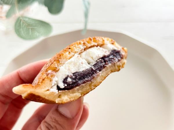 ローソン】どらもっちに「こしあん」が登場！あんこ対決が話題のどら