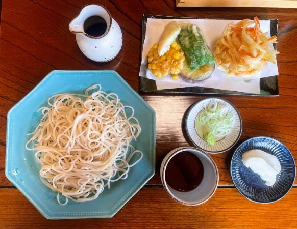 心が奪われた！隠れ家蕎麦屋「今仁」手打ちそば900円から！ 天ぷらも