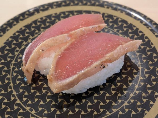 白くま握り寿司♡たまご&まぐろ ビックリブの「本マグロ頭肉炙り握り