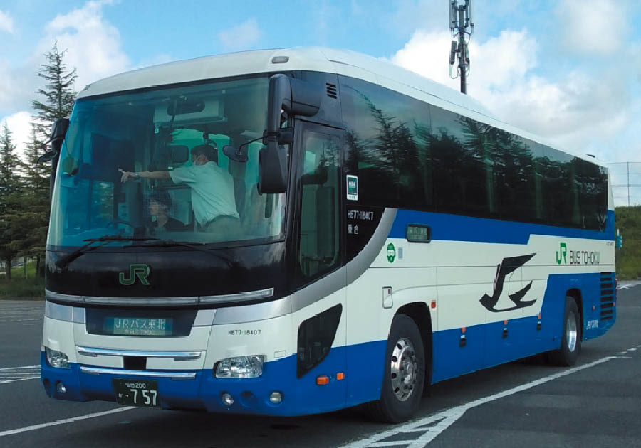 採用選考直結イベント！ ジェイアールバス東北「大型バス運転体験会