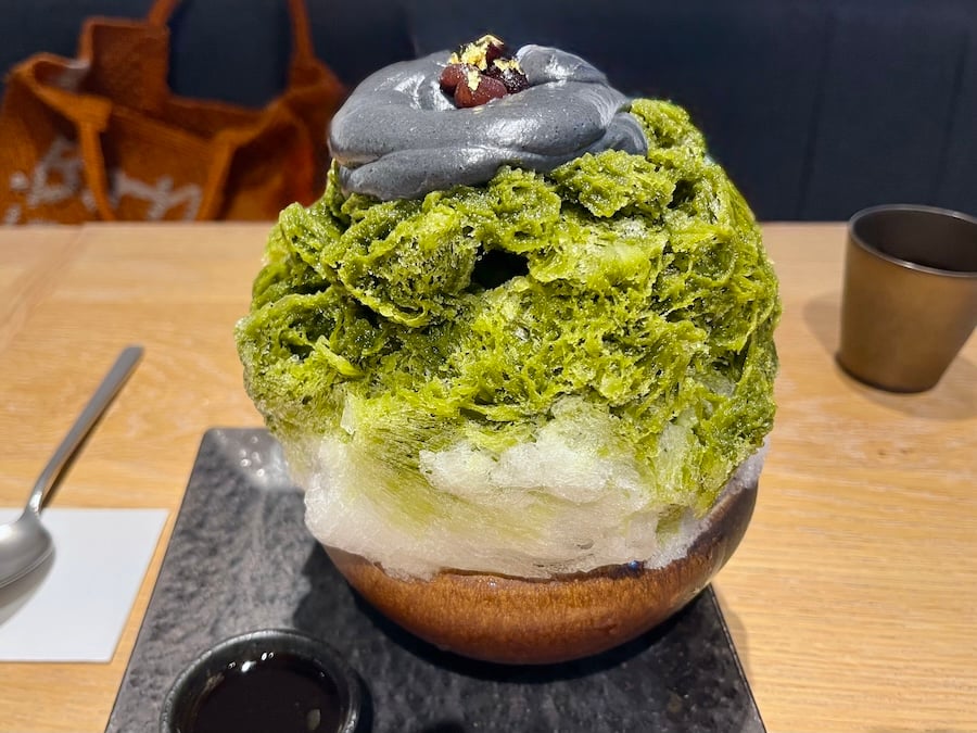 銀座】ホテル地階の贅沢な隠れ家で濃厚抹茶やとろける桃の大人味の