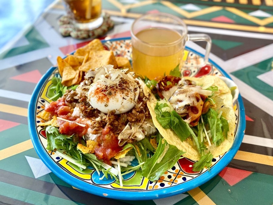 堺】楽しくなる空間と種類豊富で彩り豊かなタコスランチ「shiro（シロ