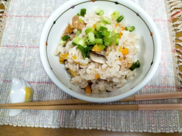 【中古】 えひめのあそび場　人気のおでかけスポット１４４/えひめリビング新聞社 中古】 えひめのあそび場 人気のおでかけスポット144/えひめ