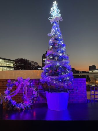 多摩】キティちゃんも光る♪多摩センターのイルミネーション｜多摩