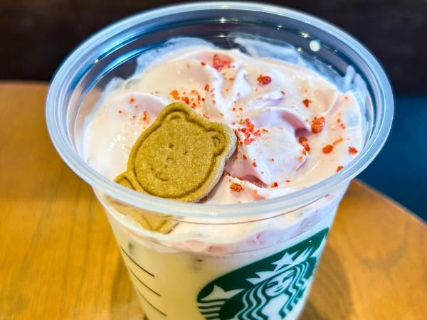 スタバ】今年のジョイフルメドレーは“トッピングが超かわいい”とSNS大