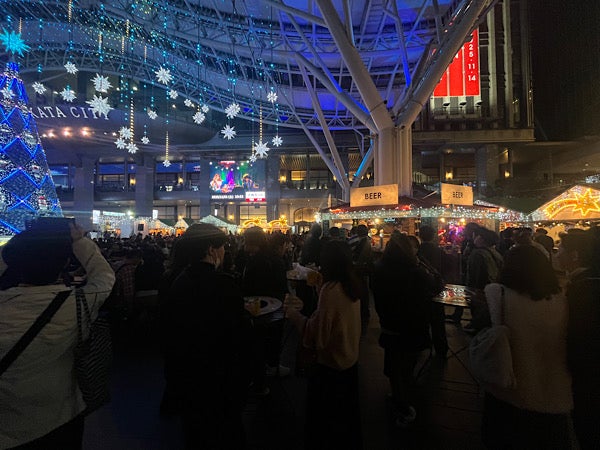 博多駅】「光の街・博多」光が降り注ぐ満天のイルミネーション