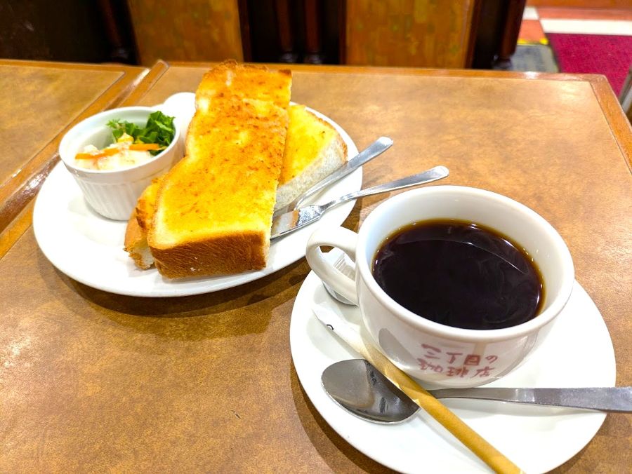 南森町】昭和レトロな喫茶店でおいしいコーヒーとお得なモーニング