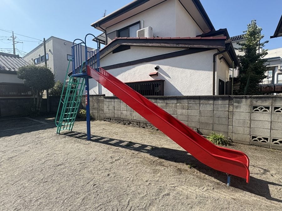 遊具滑り台 宇都宮】王道遊具が揃ってる「弥生児童公園」 | リビング栃木Web