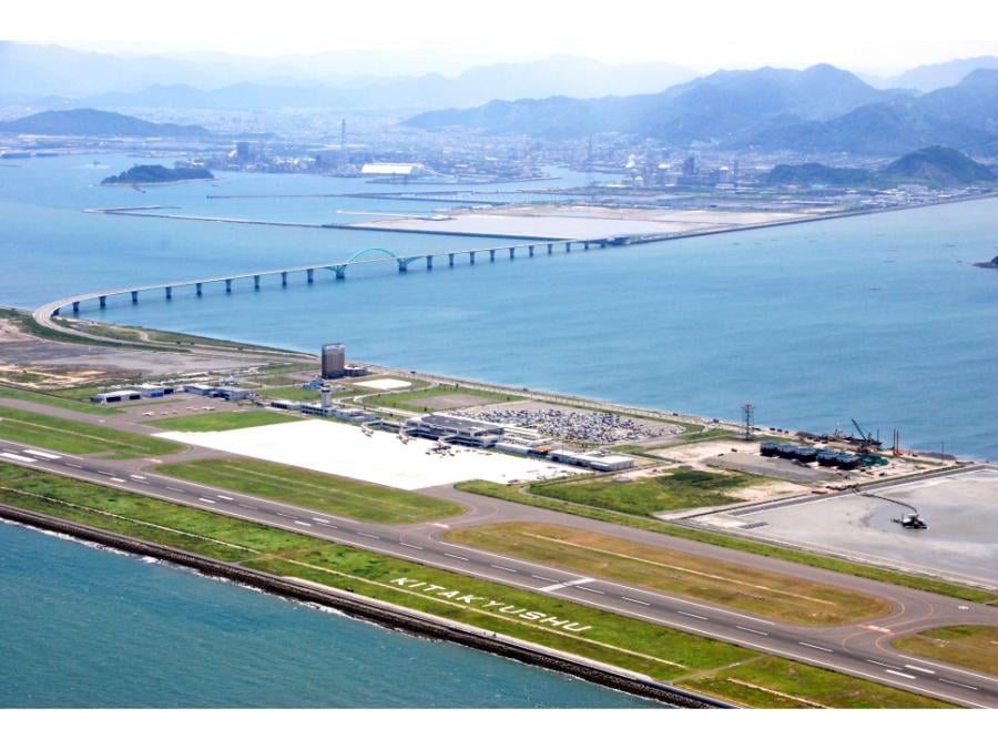 祝・開港20周年！北九州空港で「見る」「買う」「食べる」｜特集