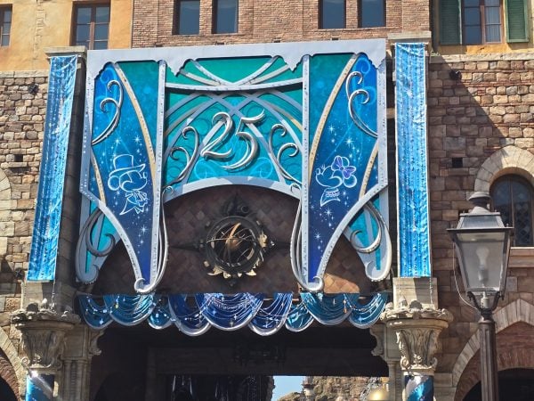 東京ディズニーシー25周年お祝いムード全開 | リビングかしわWeb
