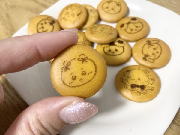 売り切れる前に急いで～！「ちいかわ 刺繍缶バッジビスケット2」購入