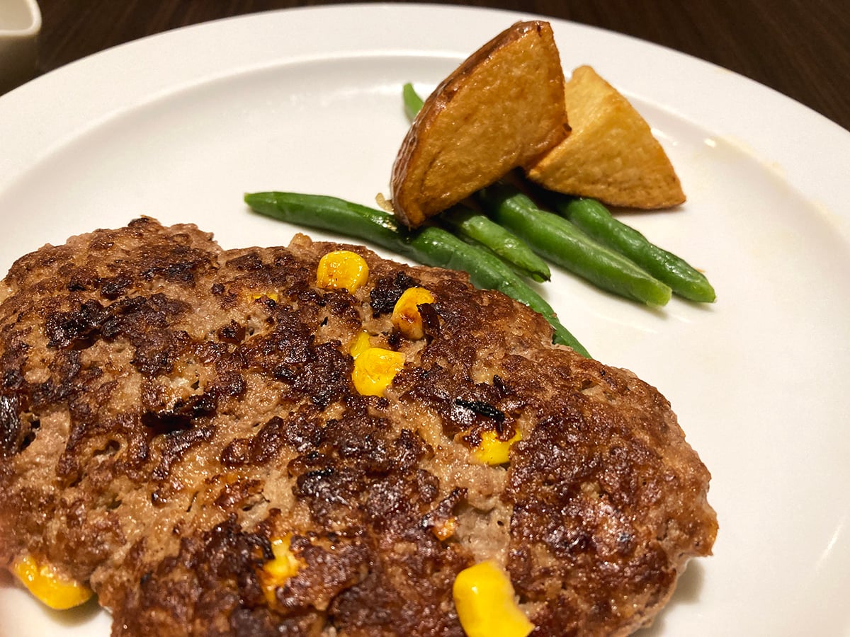 豊中・吹田のおすすめ】ハンバーグランチ、品数の多さにうれしくなる